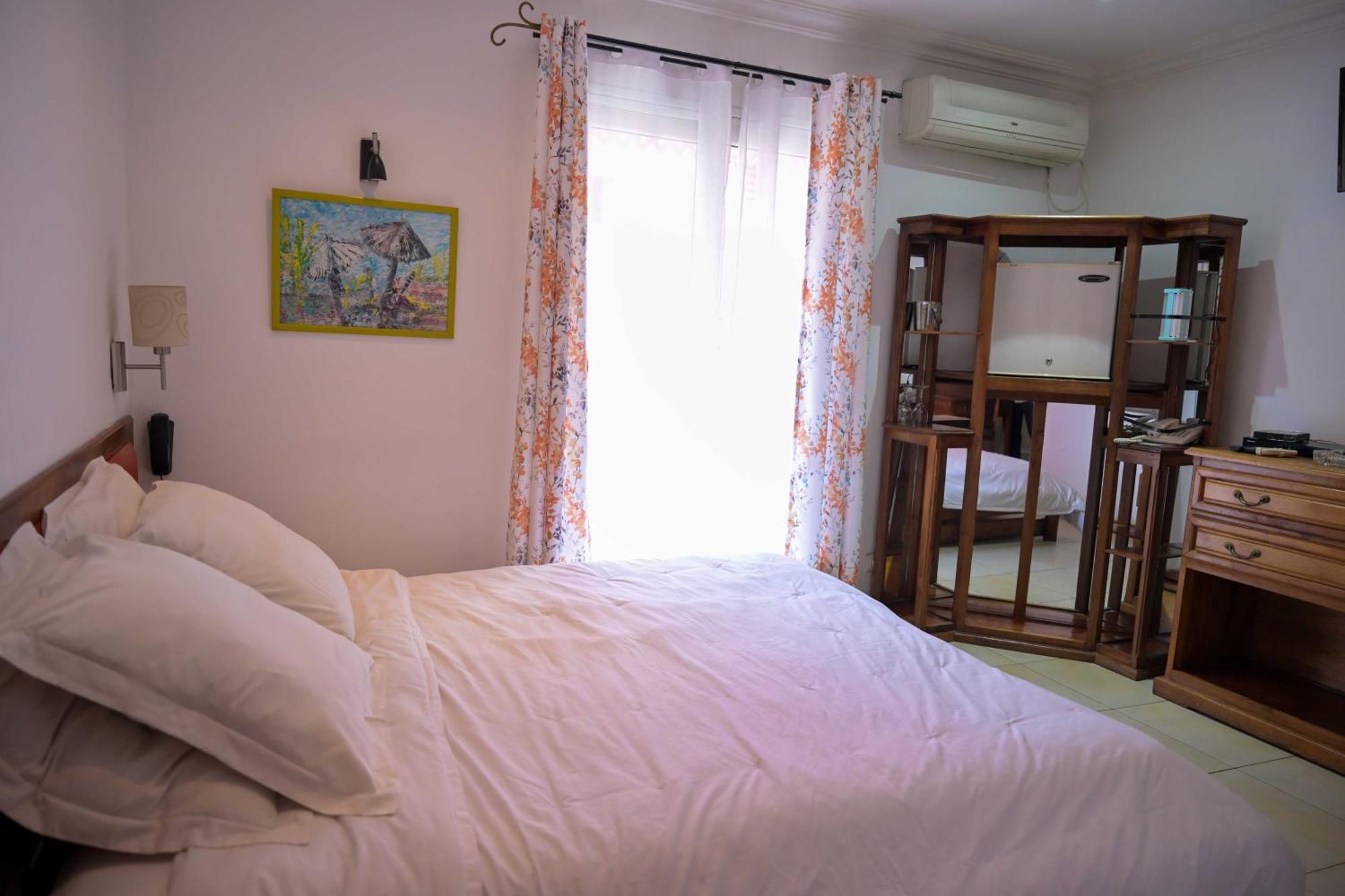 אנטננריבו Hotel Brajas מראה חיצוני תמונה
