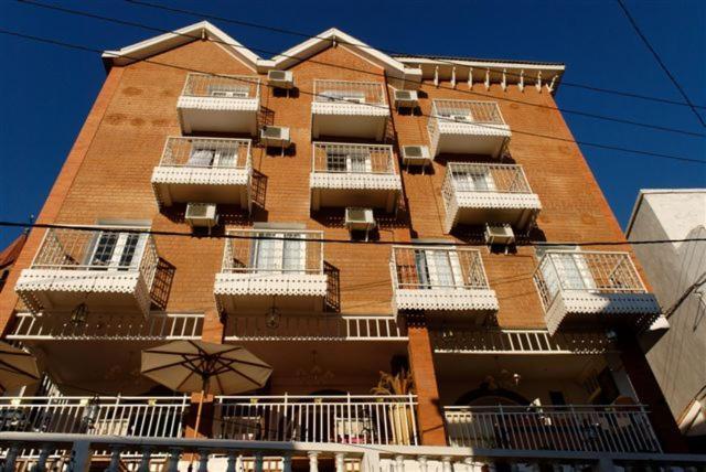 אנטננריבו Hotel Brajas מראה חיצוני תמונה