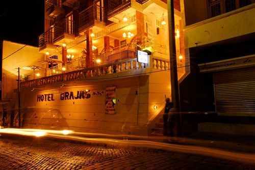 אנטננריבו Hotel Brajas מראה חיצוני תמונה